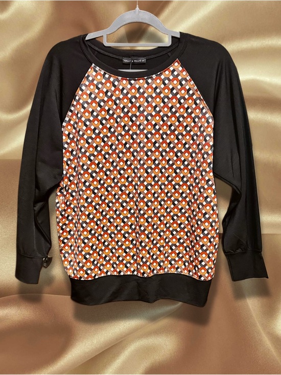 Nally & Millie Tops - Nally & Millie NWT Geometric Raglan Top - Black, Orange, Brown & Cream sz Large